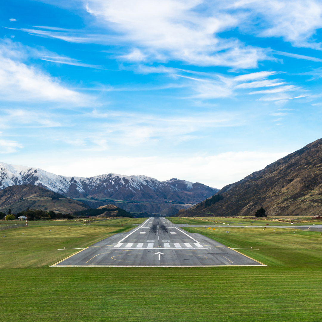 Perfectly Positioned Between Town and Airport
